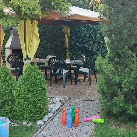 Tiberia 2* Trenčín